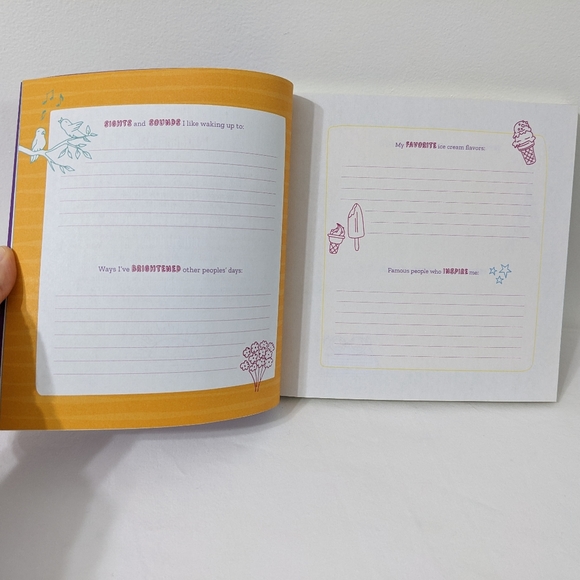 Little Lists for a Happy Life: 365 Ways to Cherish Tiny Moments of Big Joy Book - Picture 5 of 9